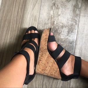 Steve Madden - Black/Cork Wedges
